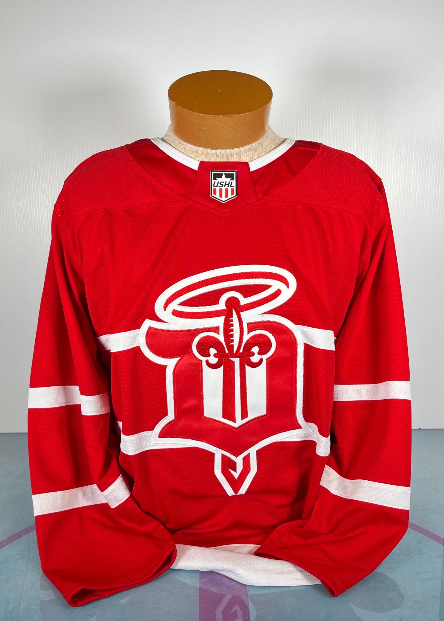 TW Replica Jersey